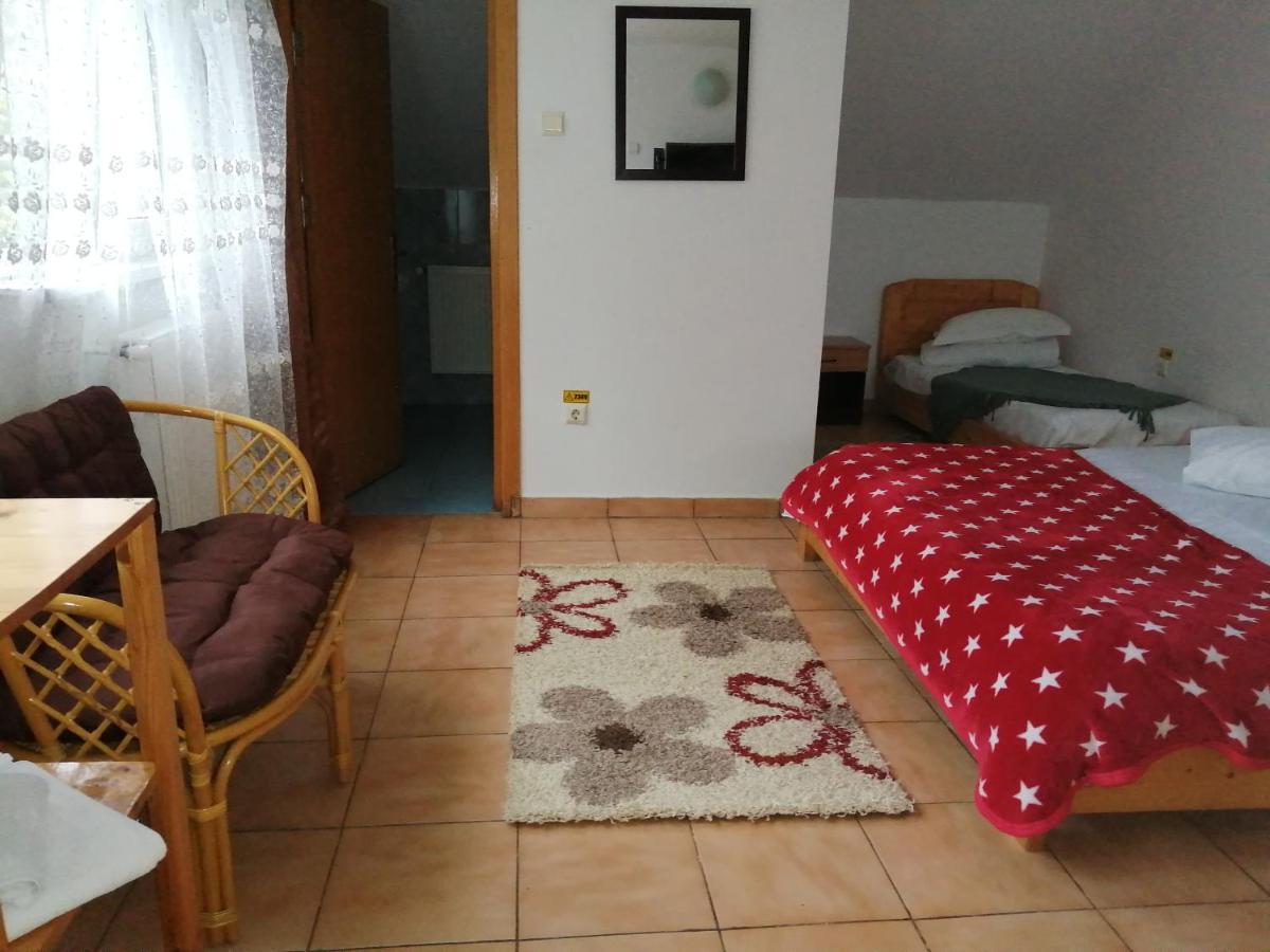 Hotel Casa Zura Buşteni Esterno foto