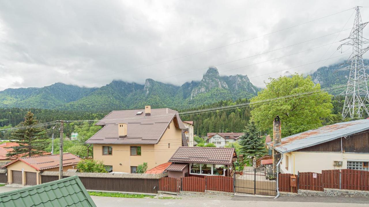 Hotel Casa Zura Buşteni Esterno foto